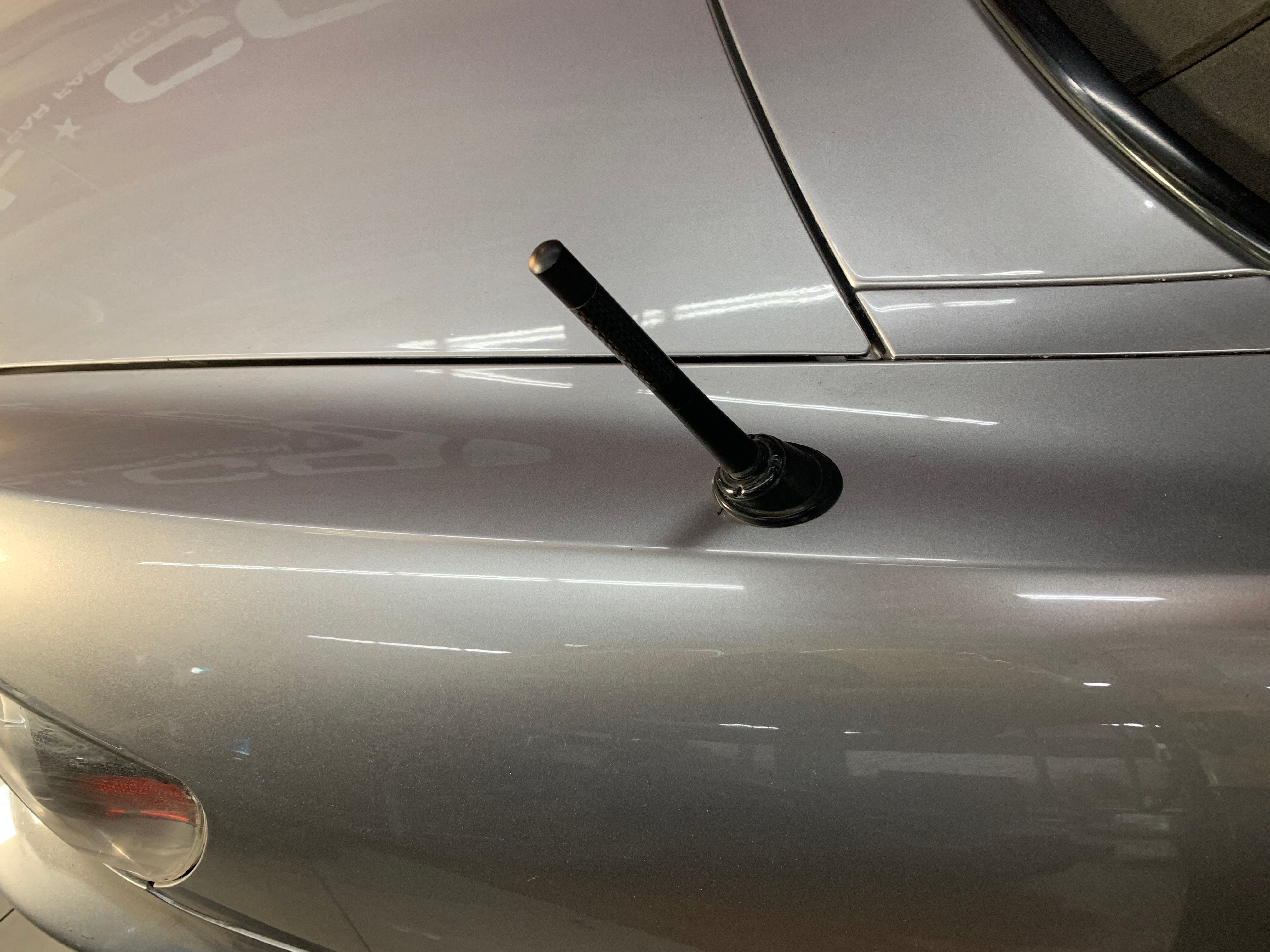 5-Pack Stubby Real Carbon Fiber Antenna – Red Aluminum Base, AM/FM Replacement For Jeep & Most Cars, Shorty Design